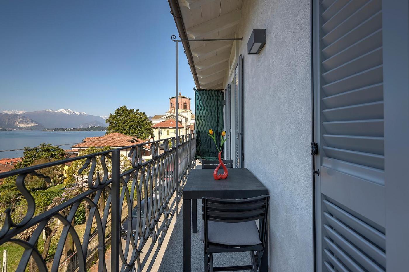Appartamenti I Fiori Del Lago Laveno-Mombello Extérieur photo